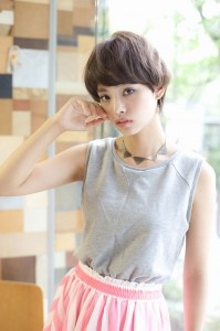 J4_恵比寿・代官山駅近くのヘアカタログを豊富に取り扱う美容院kisaiTOKYO