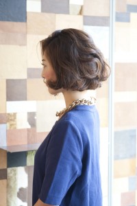 D_サイド_中目黒で大人に似合うヘアスタイルを探すならキサイ