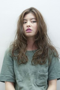 A_外人・外国人風のヘアカラー画像を探すならキサイ